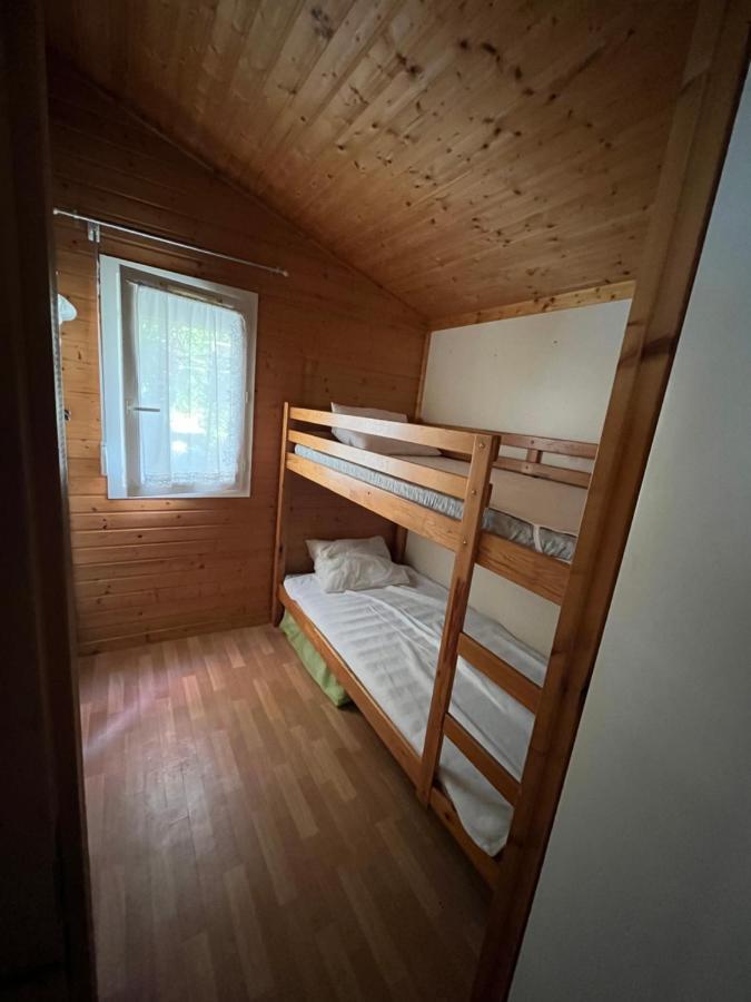 Chalet Agreable En Bord En De Mer. Le Port-des-Barques Ngoại thất bức ảnh
