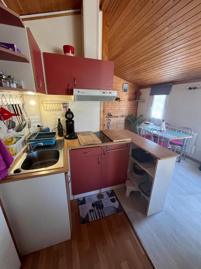 Chalet Agreable En Bord En De Mer. Le Port-des-Barques Ngoại thất bức ảnh